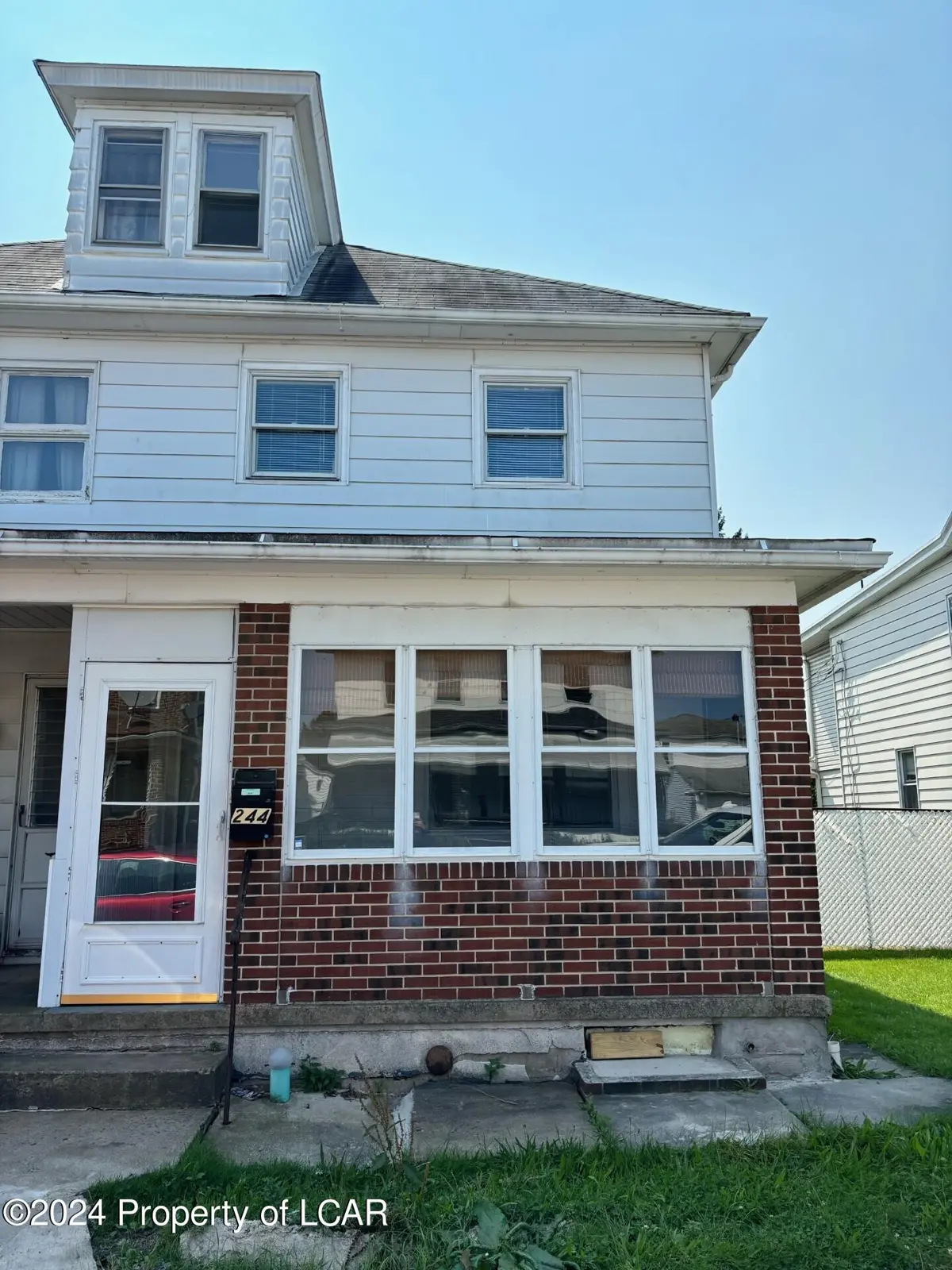 244 E Blaine Street, McAdoo in McAdoo