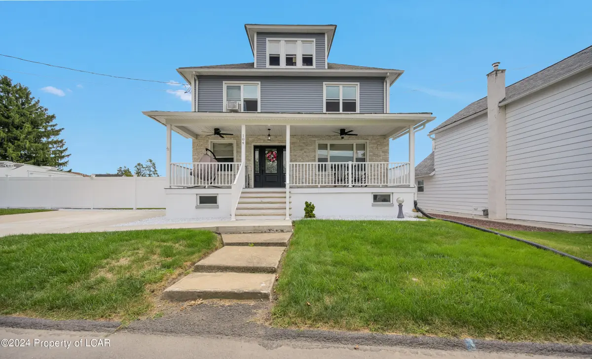104 Warsaw Street, Exeter in Exeter