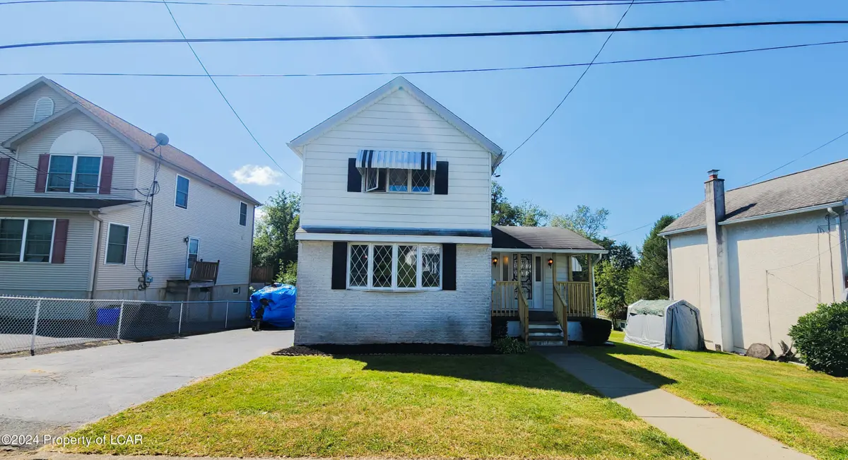 29 washington Street, Moosic in Moosic