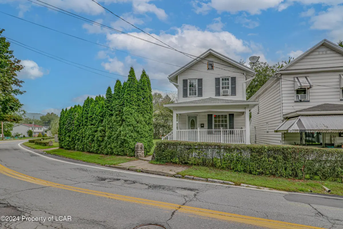 117 W Luzerne Avenue, Larksville in Larksville