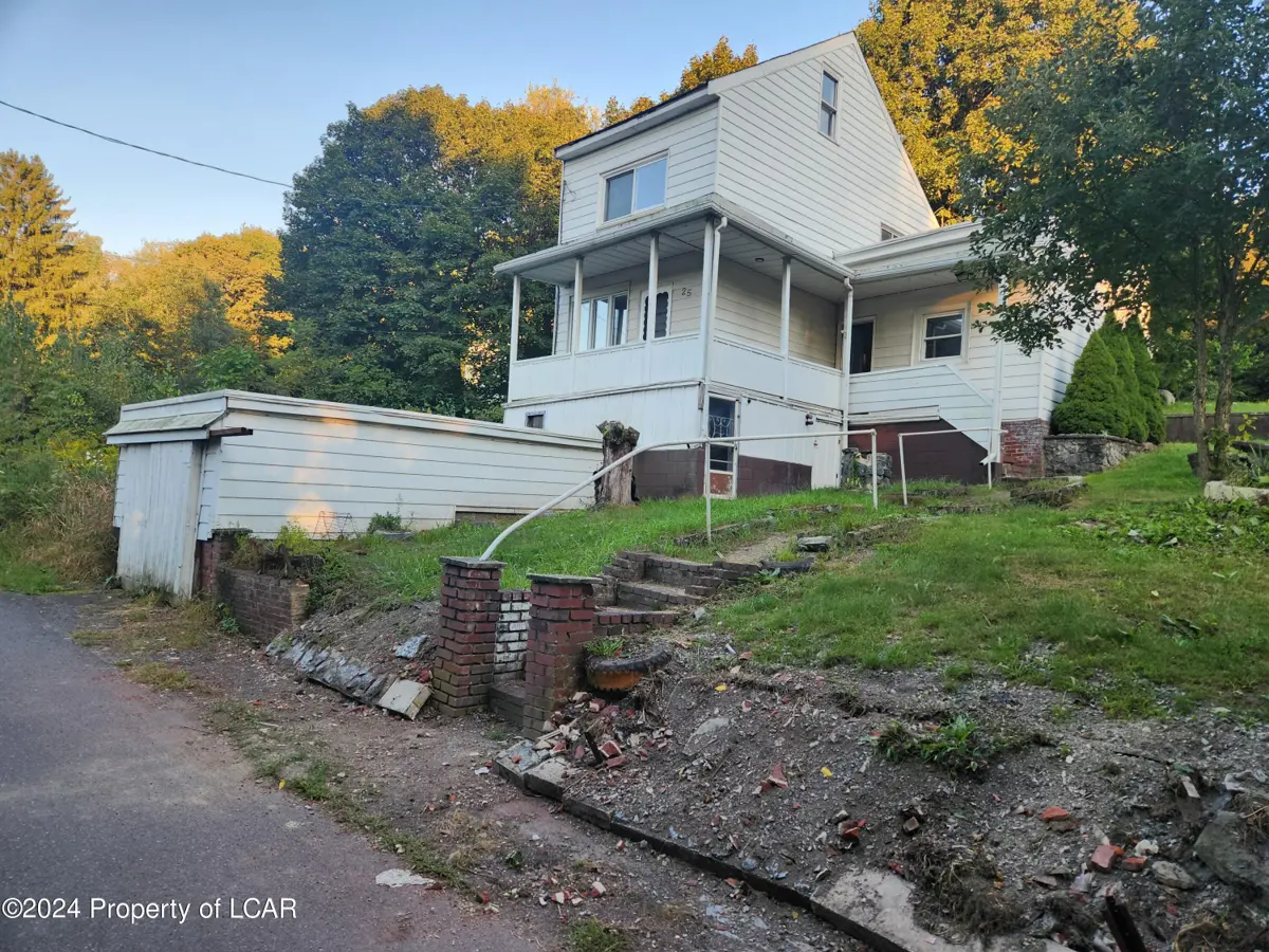 25 Eliot Street, Shenandoah in Shenandoah