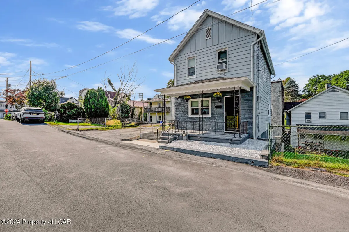 2 Cherry Street, Pittston in Pittston