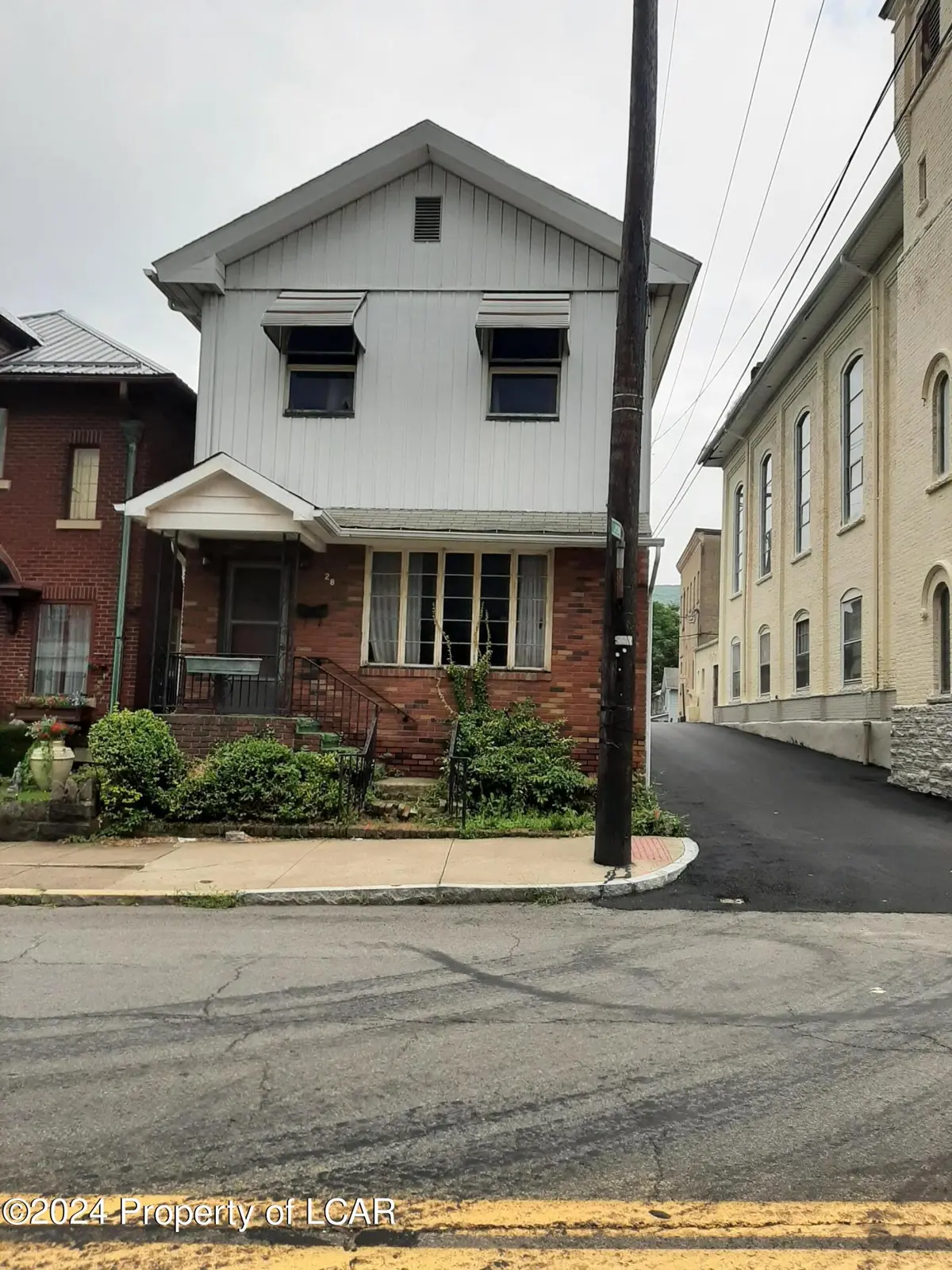 28 N Main Street, Ashley in Ashley