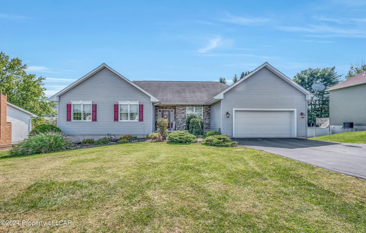 168 E Meadow Street, Shavertown in Shavertown