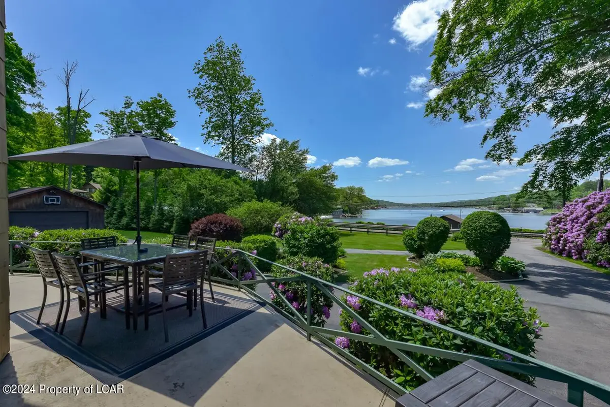 1052 Lakeside Drive, Harveys Lake in Harveys Lake