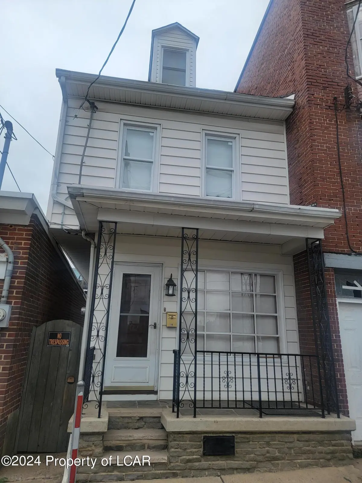 16 S Ferguson Street, Shenandoah in Shenandoah