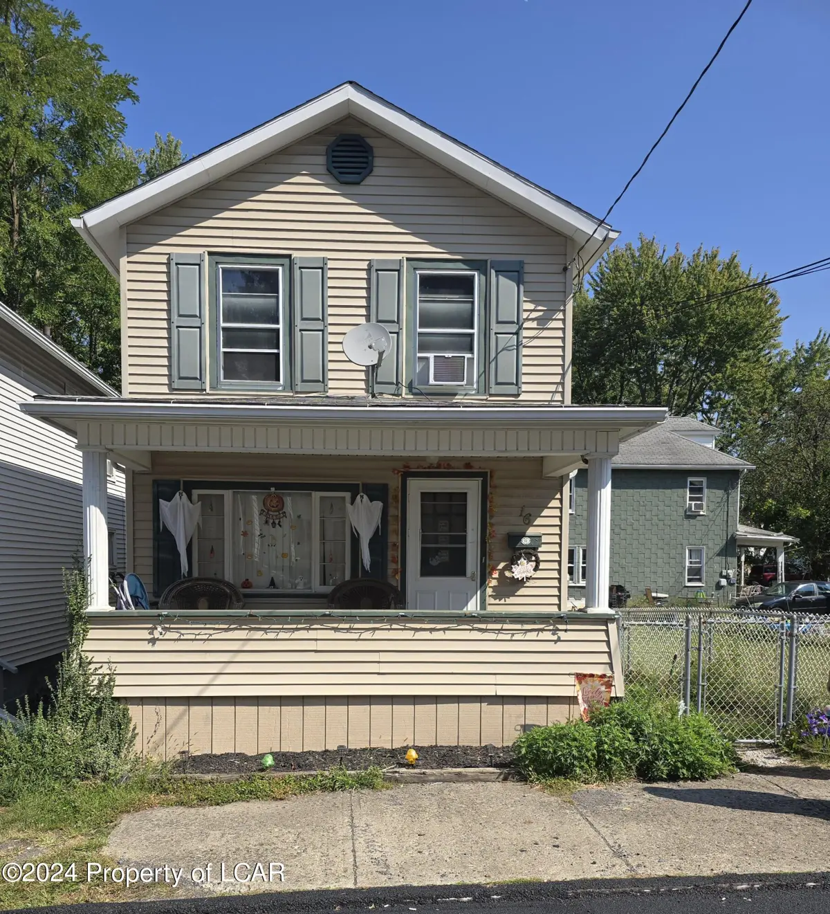 16 W Hartford Street, Ashley in Ashley