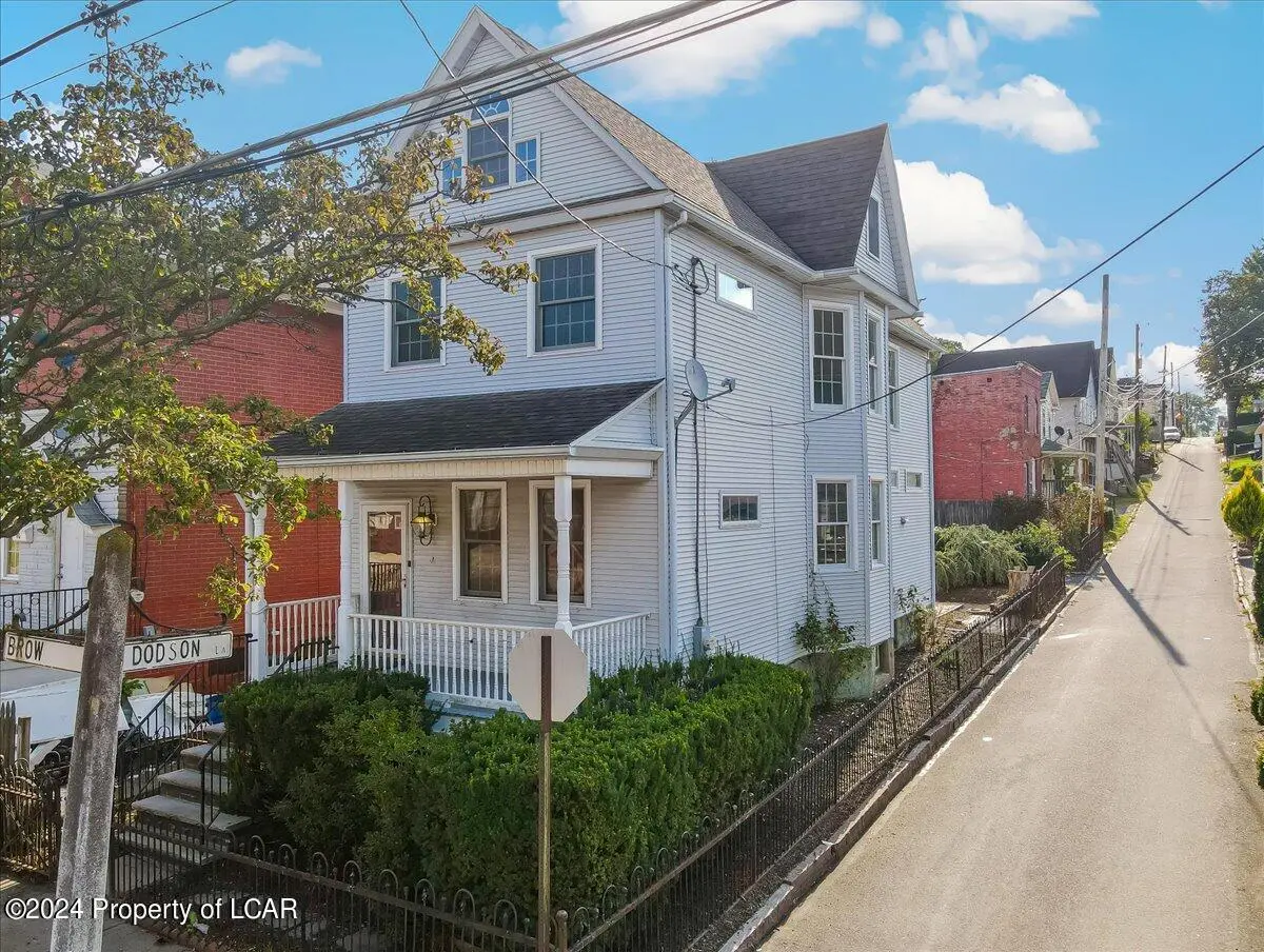 72 Brown Street, Wilkes-Barre in Wilkes-Barre