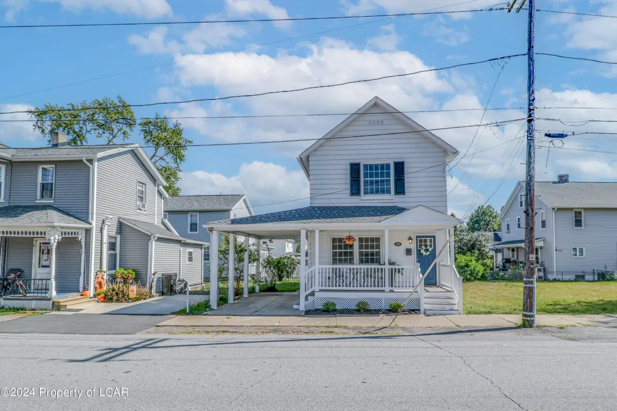 405 6th Street, West Pittston in West Pittston