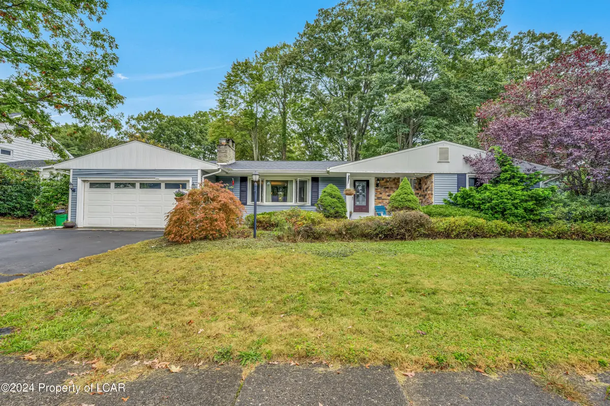 111 Elmcrest Drive, Dallas Township in Dallas Township