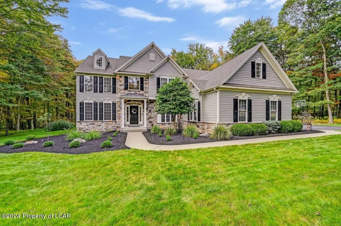 710 Ice House Drive, Mountain Top in Mountain Top