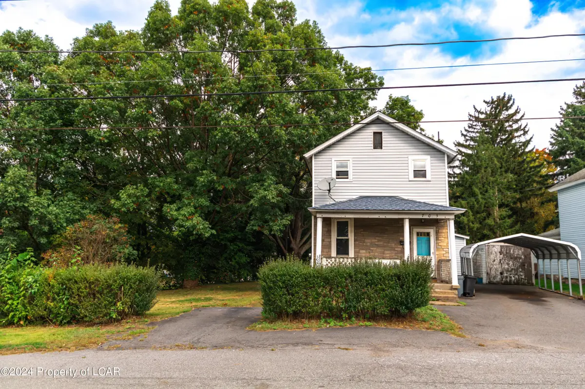 705 Spring Street, Moosic in Moosic