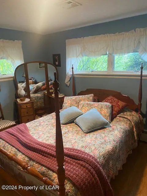 172 W County Road, Sugarloaf in Sugarloaf