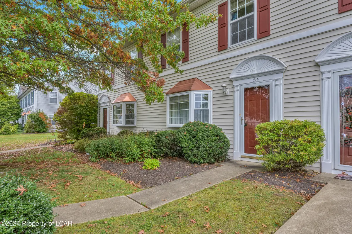 215 Patriot Circle, Mountain Top in Mountain Top