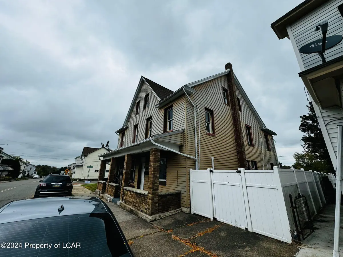 235 W BLAINE Street, McAdoo in McAdoo