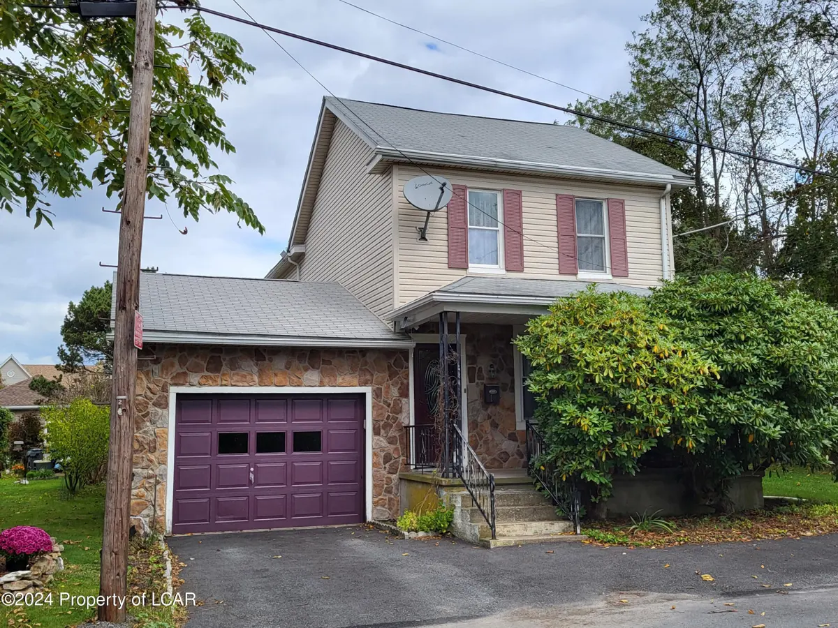 10 Bridge Street, McAdoo in McAdoo