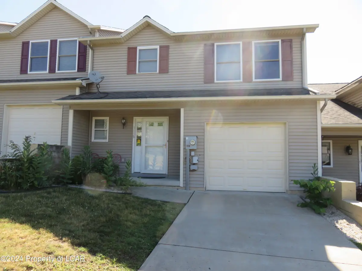 1115 Sunset Drive, Pittston in Pittston
