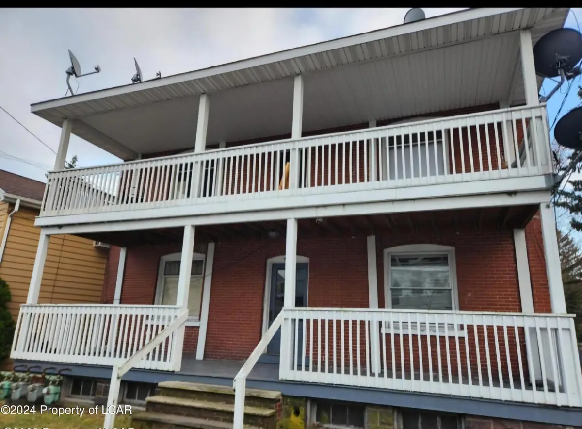 445 Scott St 2 R, Wilkes-Barre in Wilkes-Barre