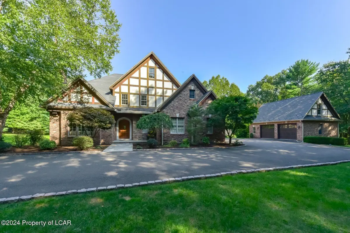 60 Pine Cone Lane, Shavertown in Shavertown
