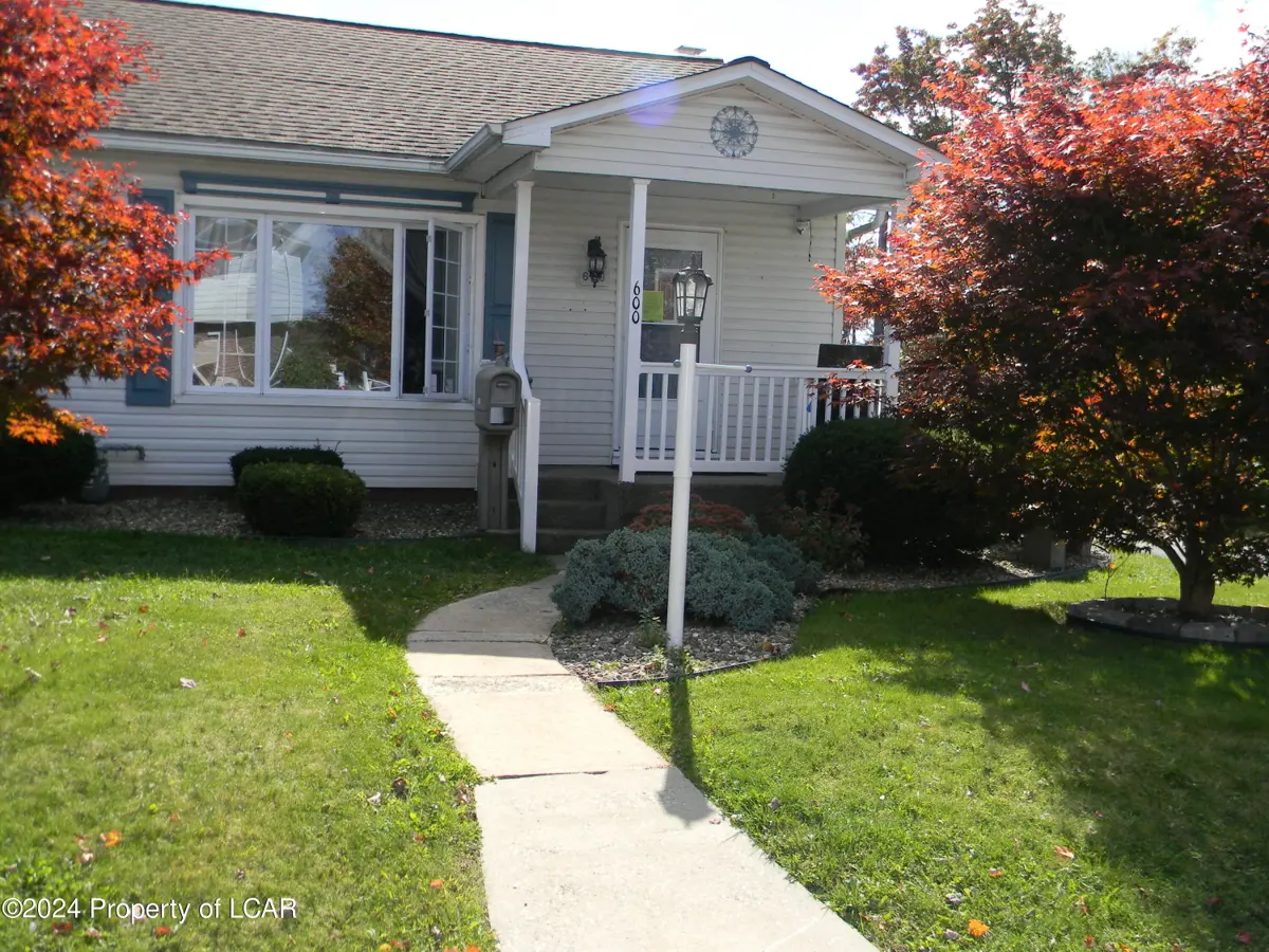 600 Carleton Avenue, Hazleton in Hazleton