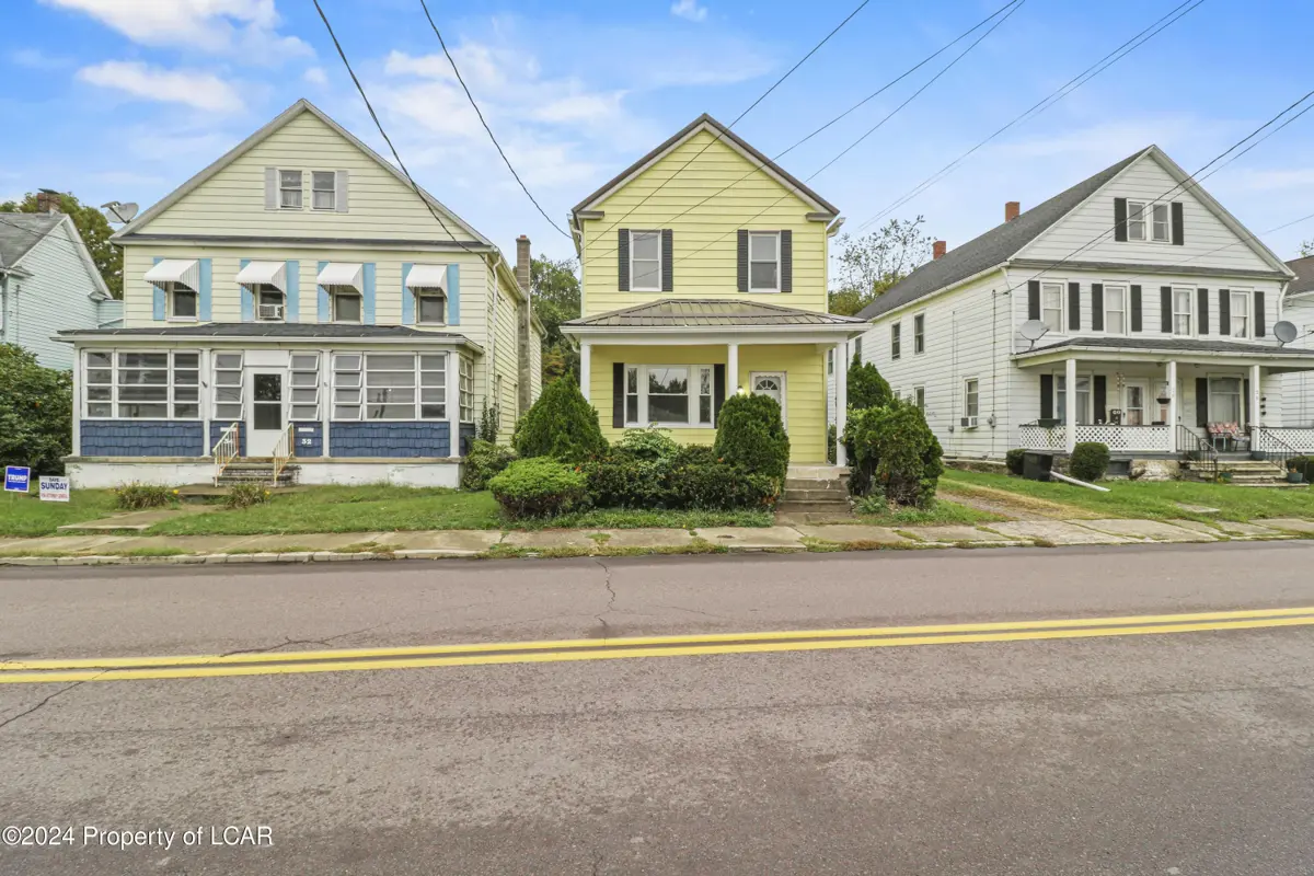 30 Wilson Street, Larksville in Larksville