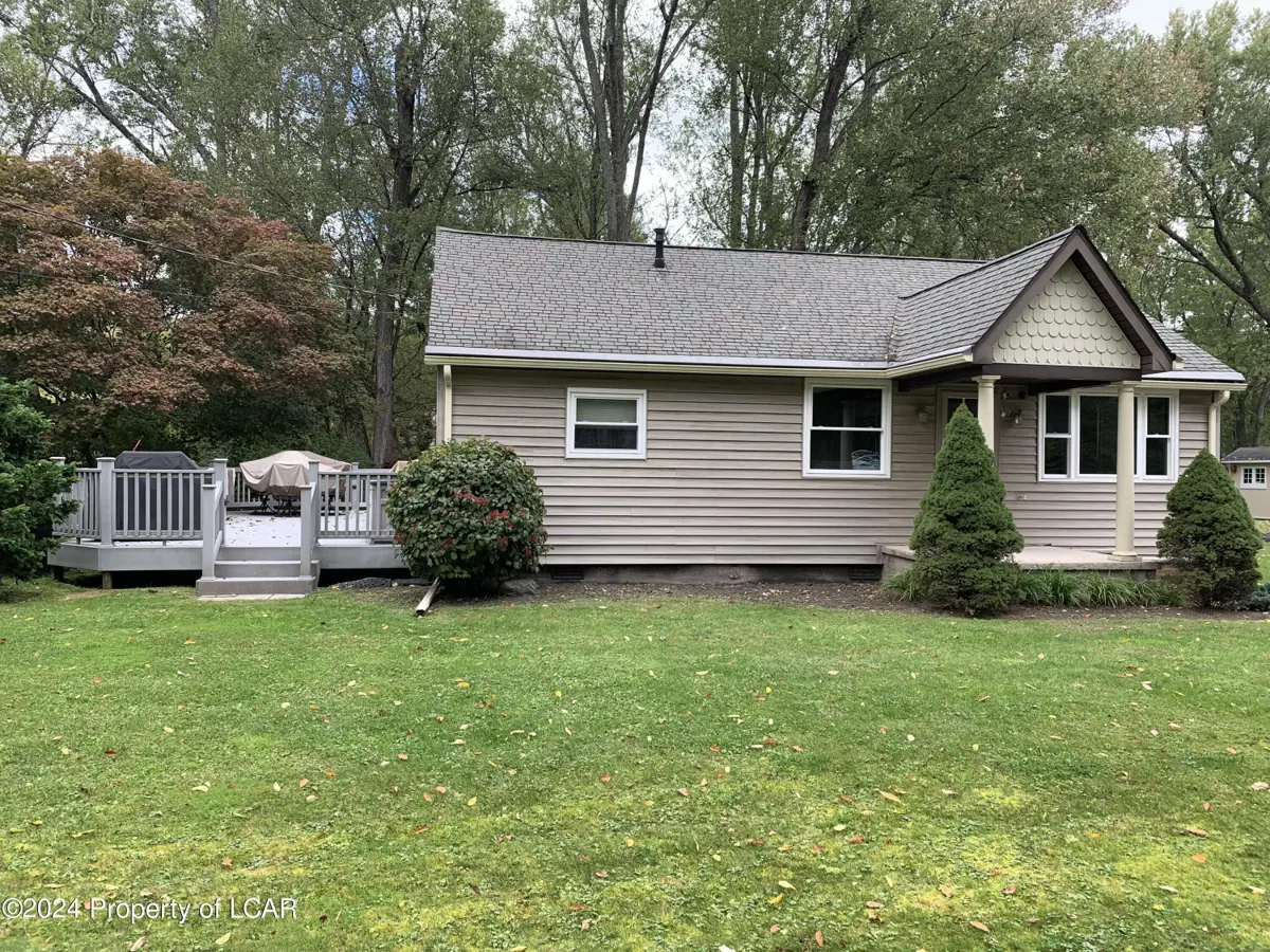 120 Upper Camp Lane, Falls in Falls