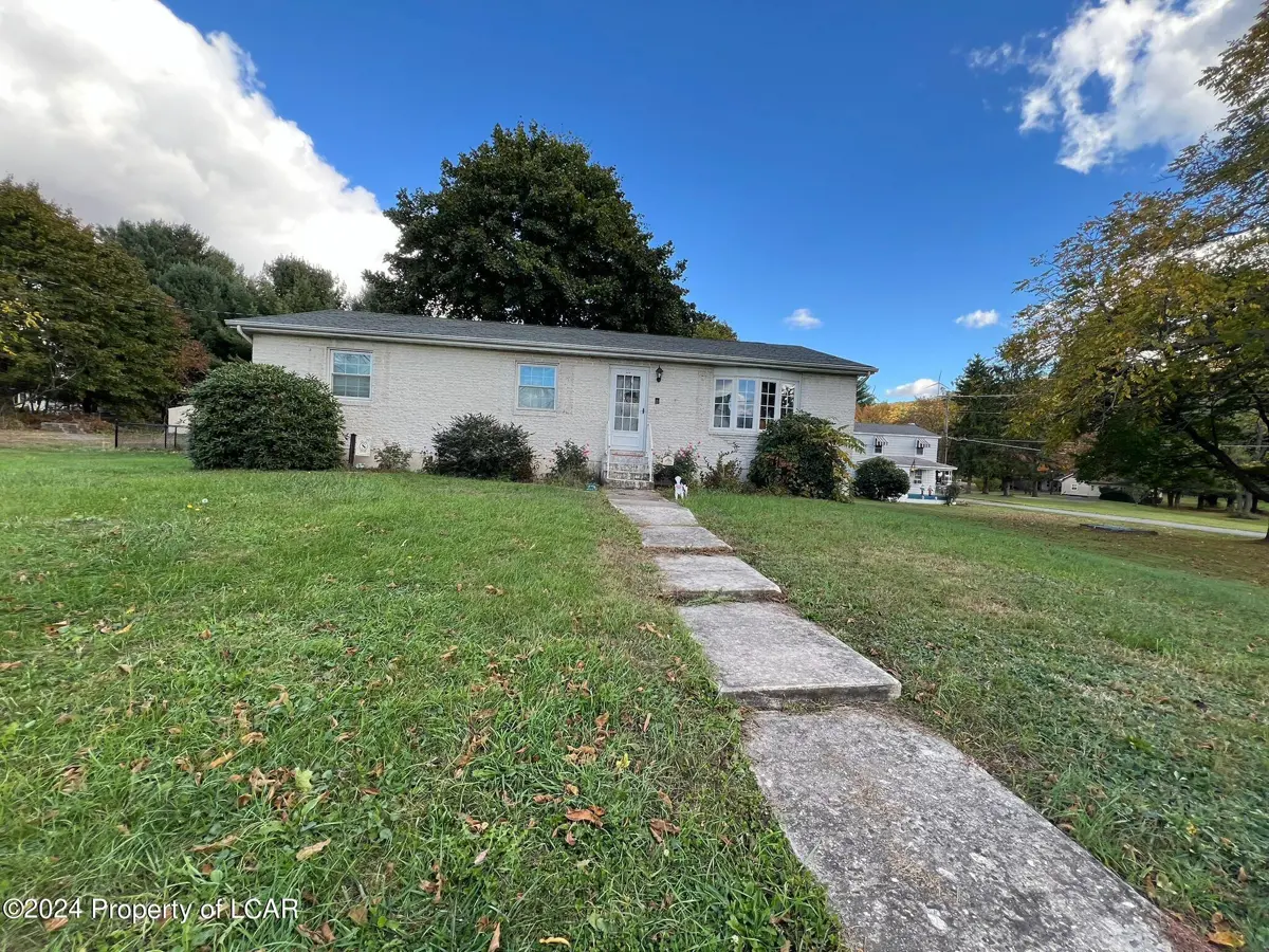 20 2nd Boulevard, Ringtown in Ringtown