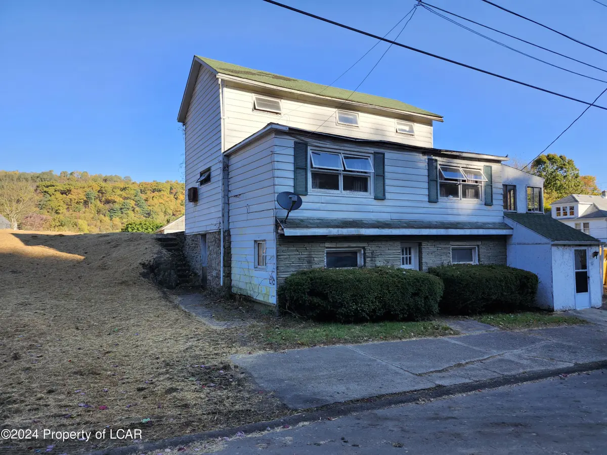 46 Newport Street, Glen Lyon in Glen Lyon