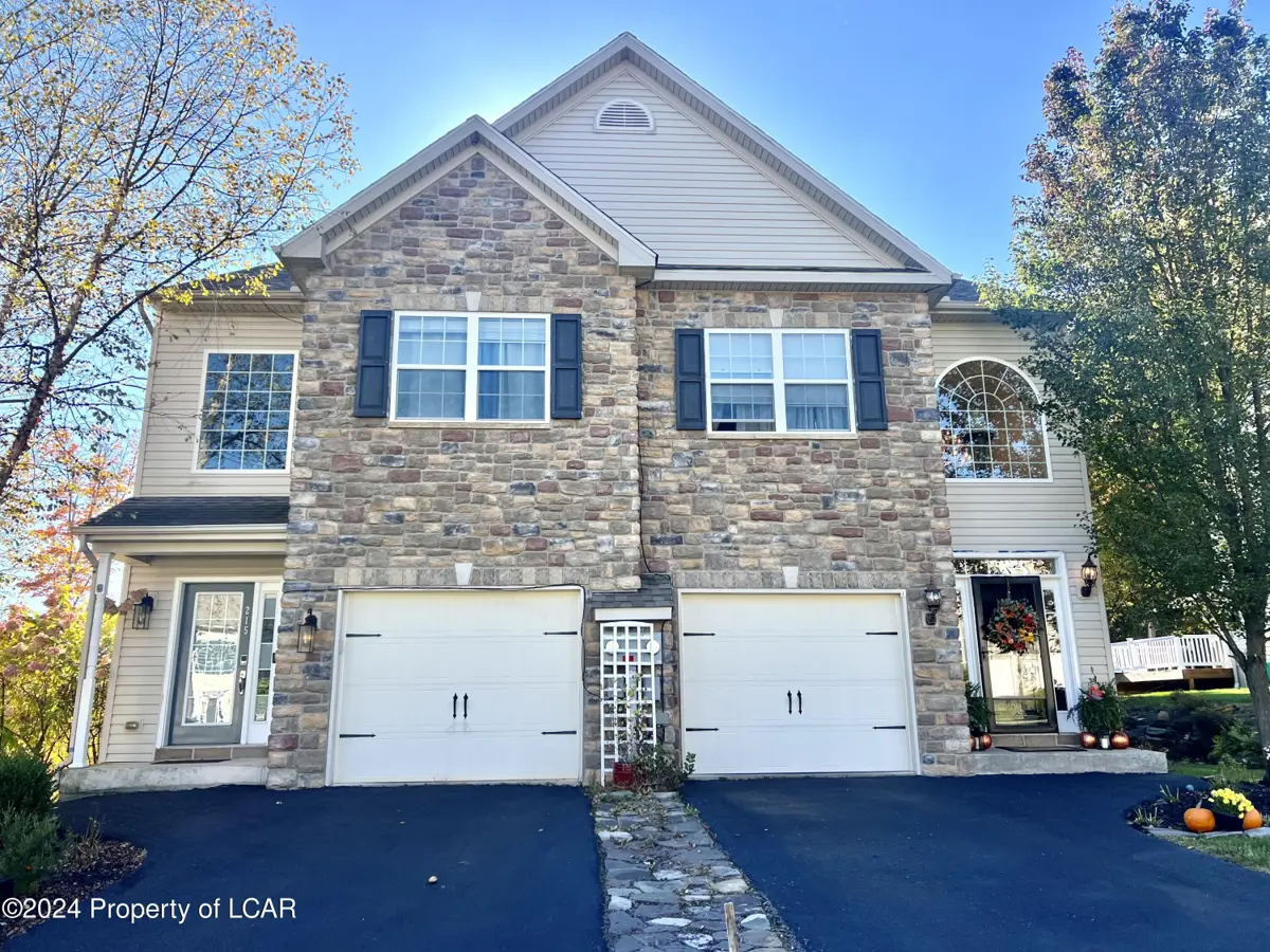 213 Twins Lane, Mountain Top in Mountain Top