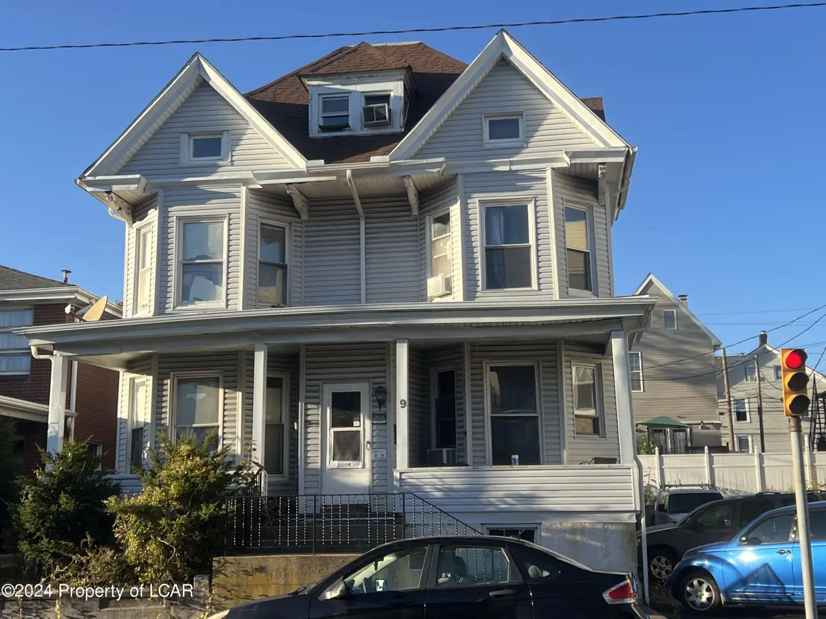 11 W Diamond Avenue, Hazleton in Hazleton