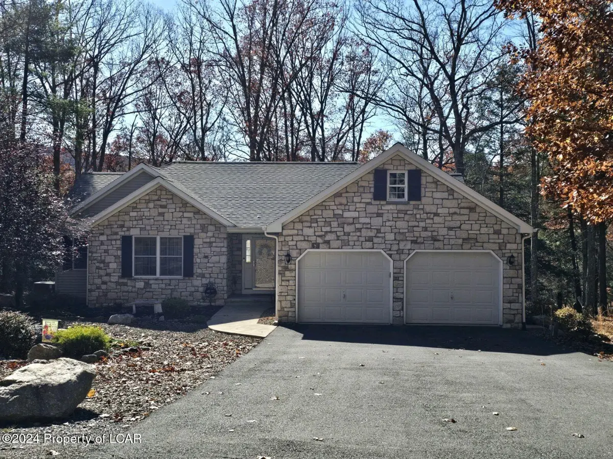 100 Arapahoe Lane, Hazleton in Hazleton