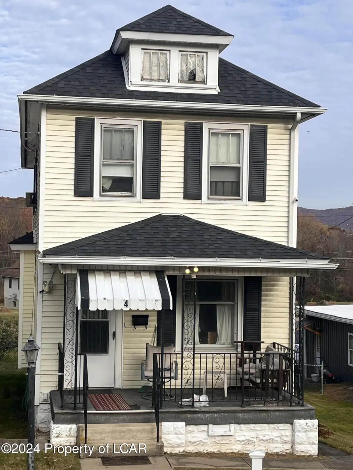 4 W Kirmar Avenue, Nanticoke in Nanticoke