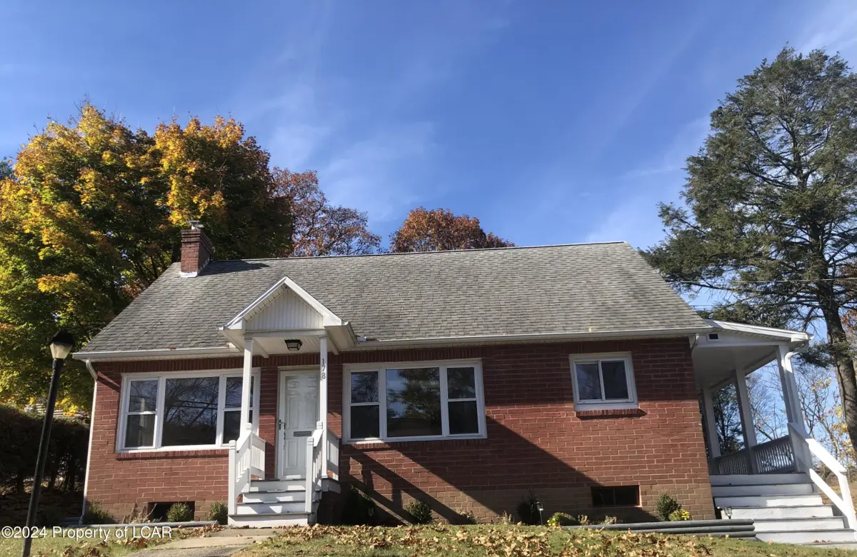 178 E Overbrook Avenue, Shavertown in Shavertown