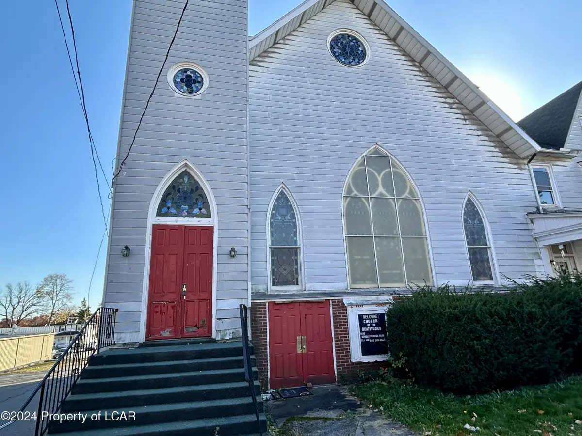608-608A W Main Street, Freeland in Freeland