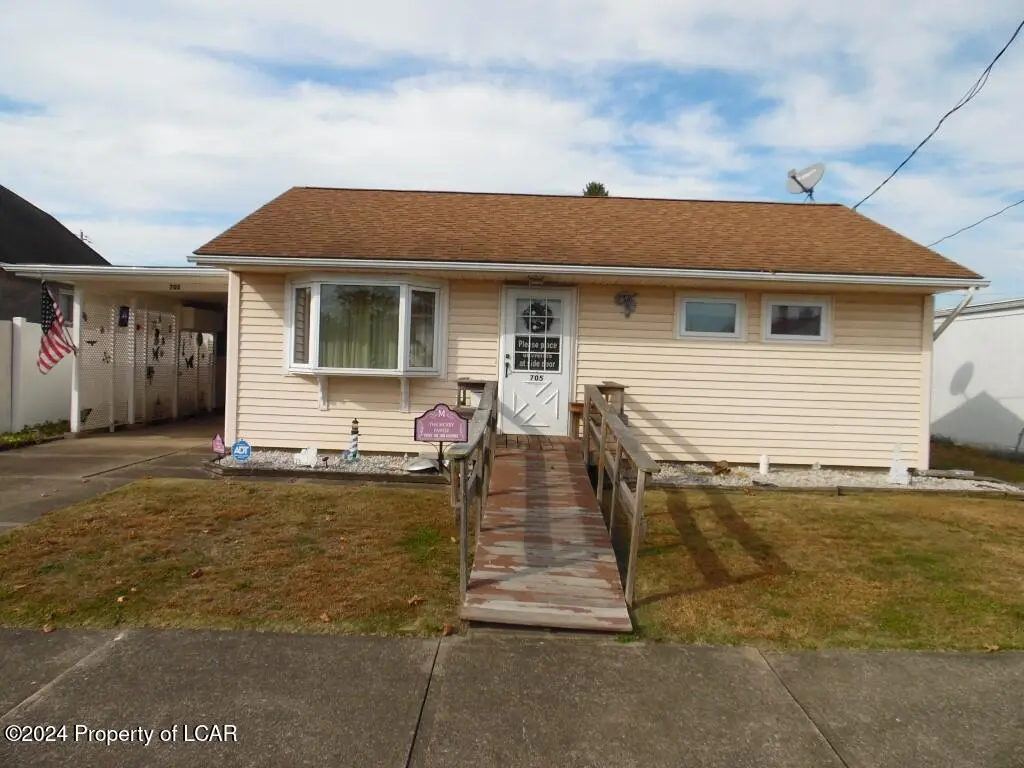 705 E 3rd Street, Berwick in Berwick