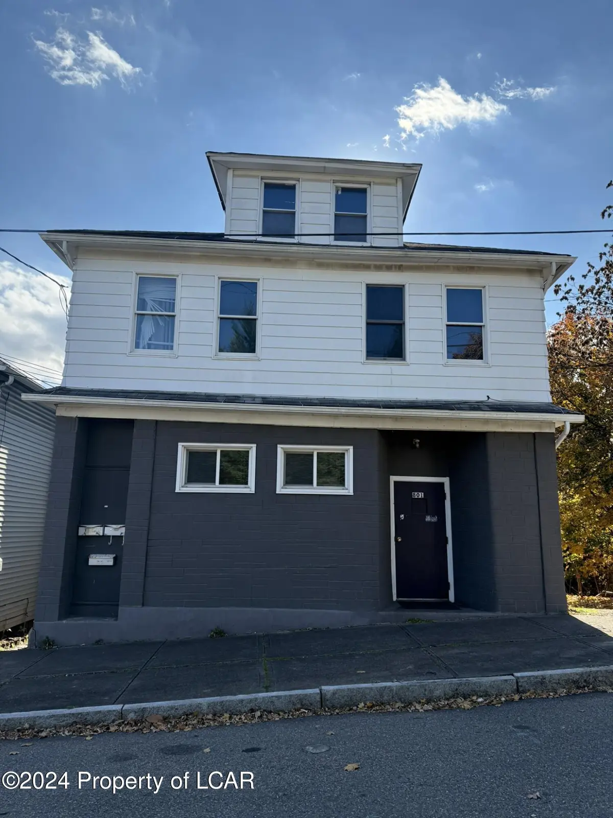 801 N Washington Street, Wilkes-Barre in Wilkes-Barre