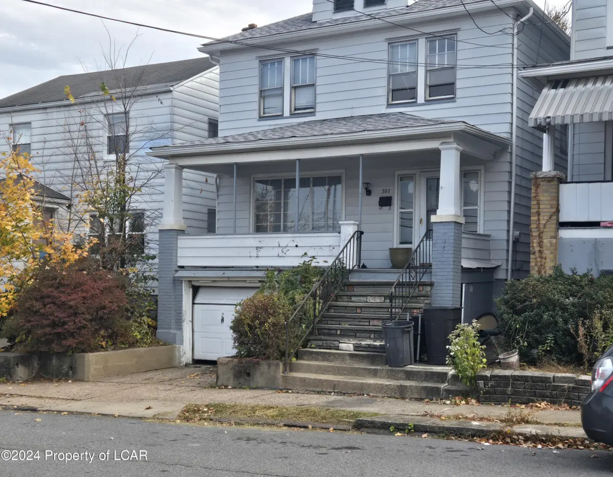 307 Lee Park Avenue, Wilkes-Barre in Wilkes-Barre