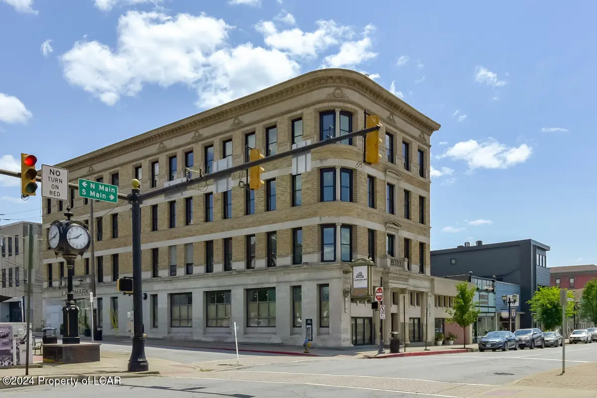 2 S Main Street, Pittston in Pittston