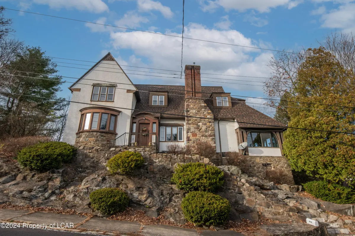 2610 S Main Street, Hanover Township in Hanover Township