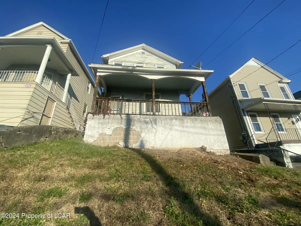 181 Hillside Avenue, Edwardsville in Edwardsville