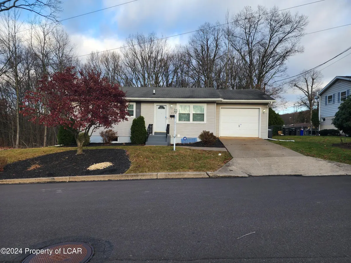 875 Seybert Street, Hazleton in Hazleton