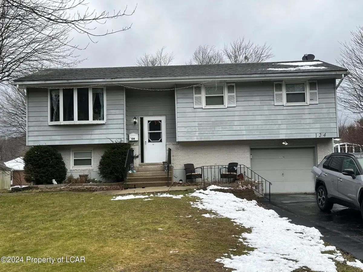 124 Johns Avenue, Hazleton in Hazleton
