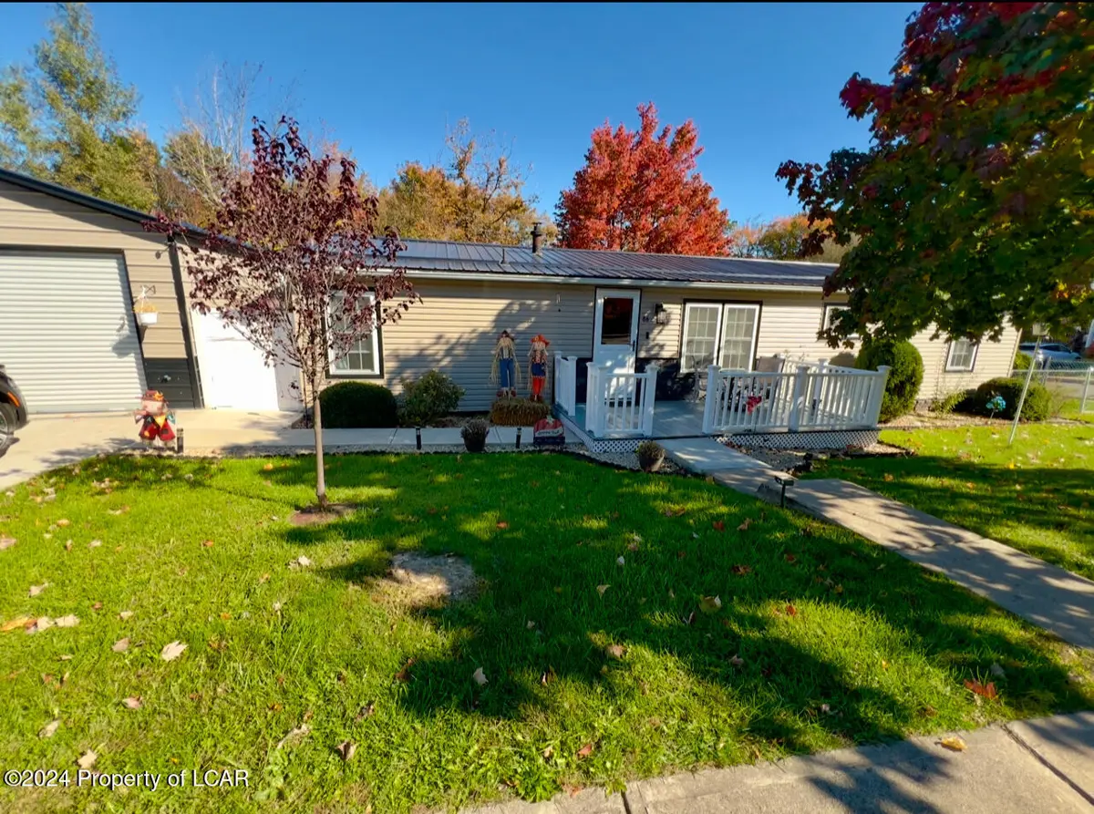 86 Birch Knoll Drive, Hazleton in Hazleton