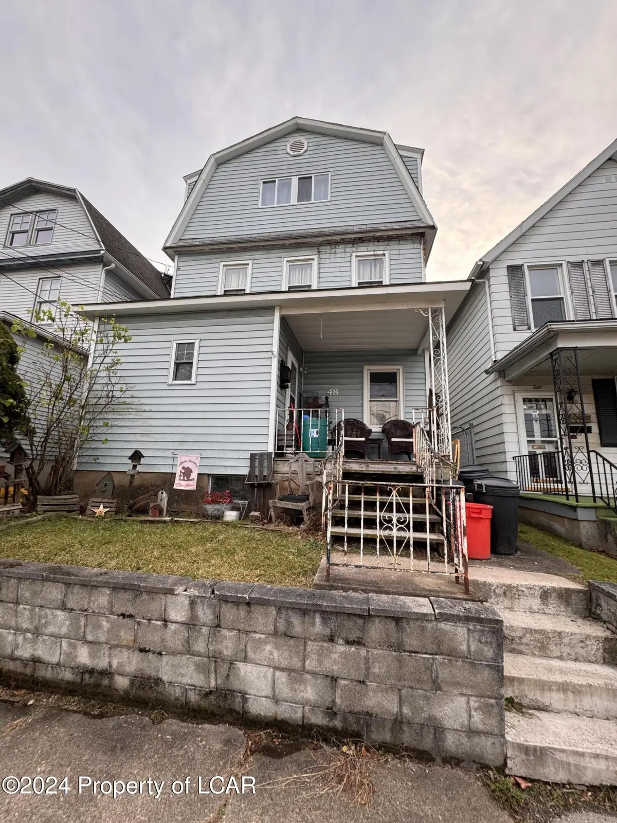 48 W Division Street, Hanover Township in Hanover Township