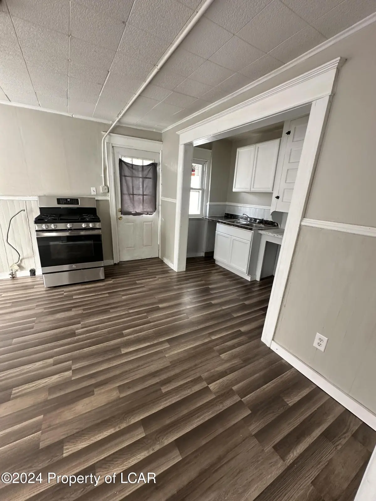 305 Putnam Street, Scranton in Scranton