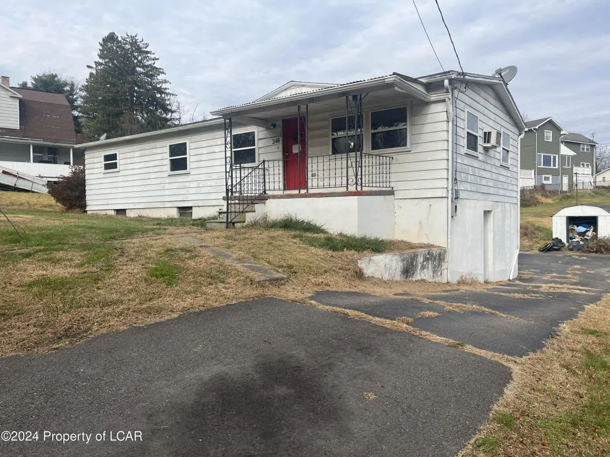 248 W Mountain Road, Plymouth in Plymouth