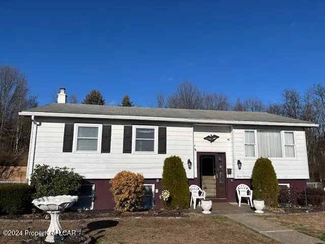 300 New Williams Street, Edwardsville in Edwardsville