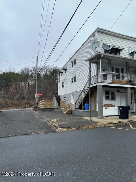 497 W Girard Street, Mount Carmel in Mount Carmel