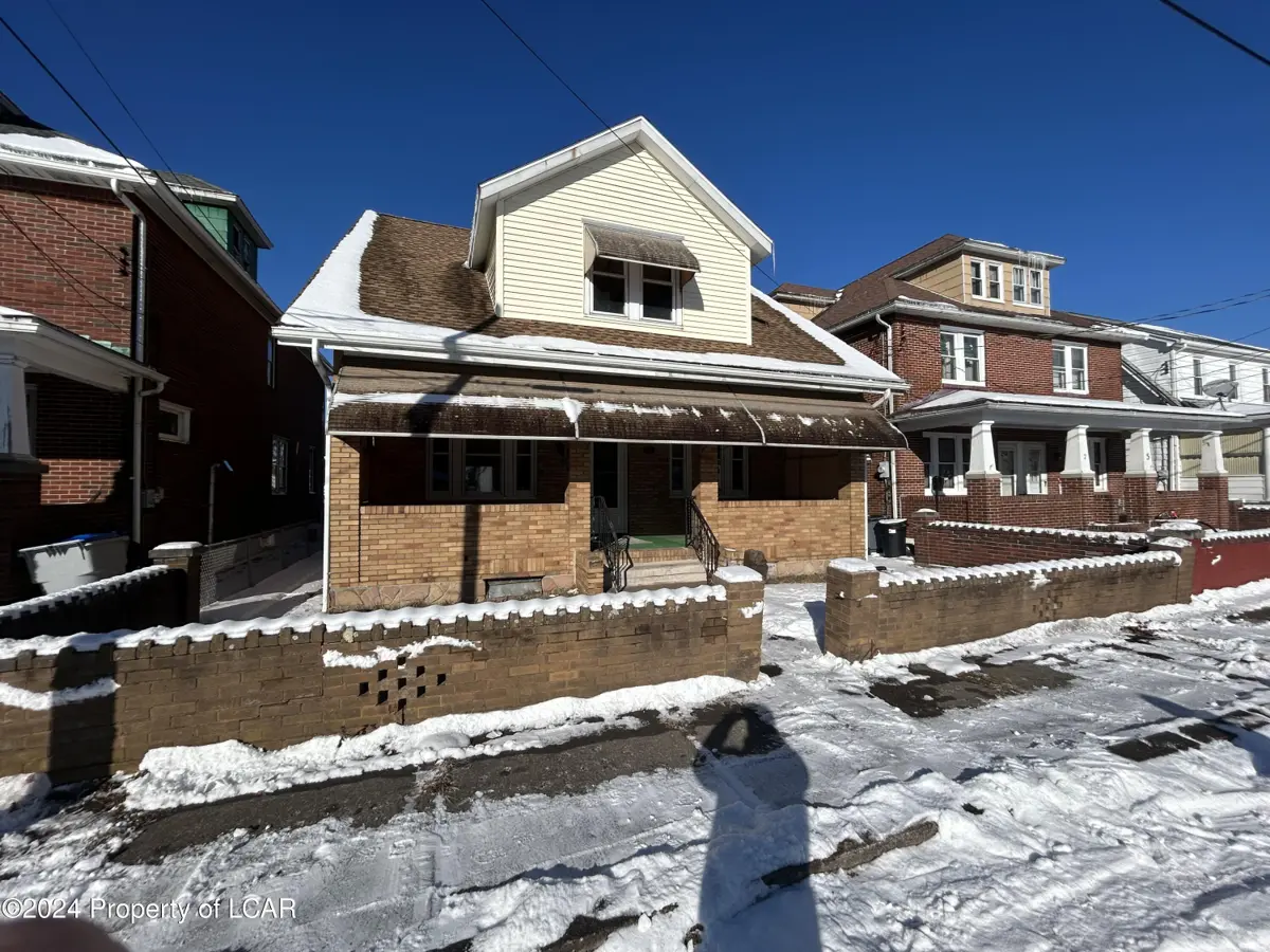 9 W Market Street, Tresckow in Tresckow
