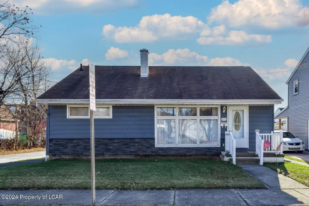 811 Carolon Drive, Kingston in Kingston